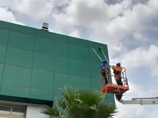 Spring Blue Cleaning Operations Dubai Facility Commercial
